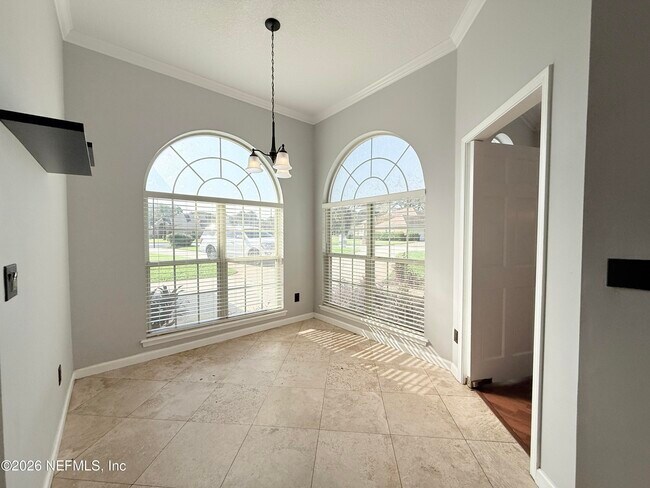Building Photo - 11411 Kingsley Manor Way