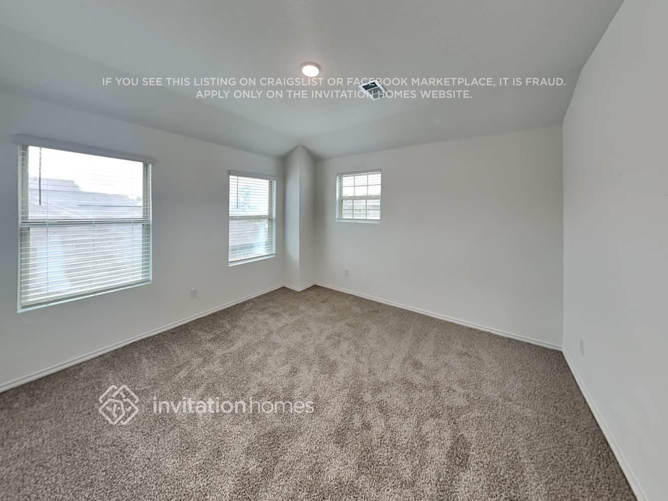 Building Photo - 22303 Stoney Ravine Dr