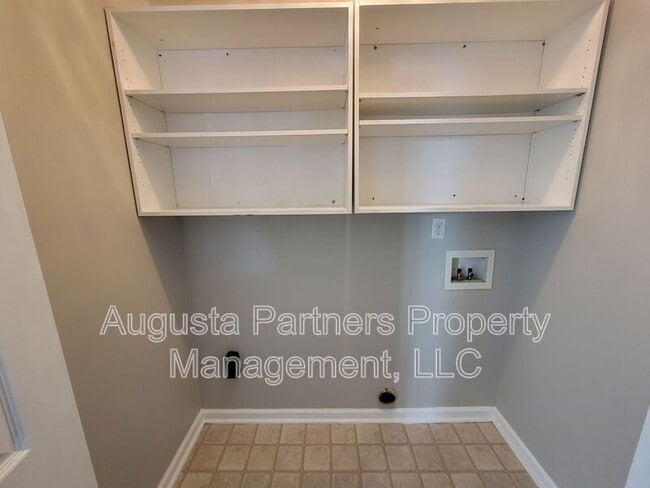 Building Photo - 117 Palmer Ct