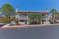 Building Photo - 1ST FLOOR CONDO CLOSE TO SUMMERLIN