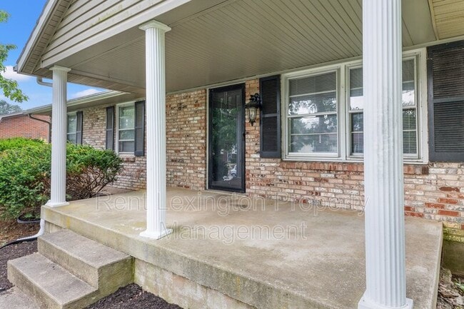 Building Photo - 228 Kenlock Dr