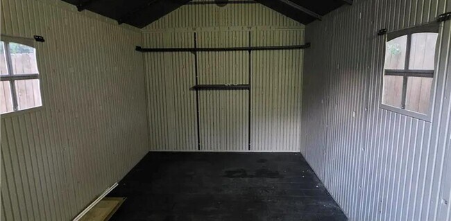 Building Photo - 1300 Tuffit Ln