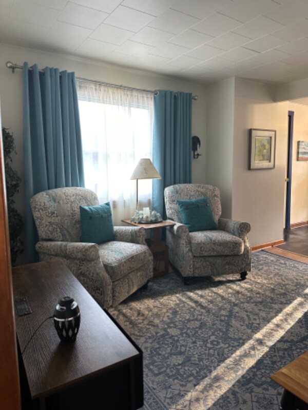 Building Photo - 2 John St