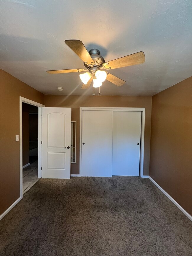 Building Photo - 3344 Sandy Way