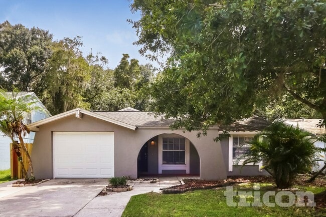 Building Photo - 2814 Cedaridge Dr