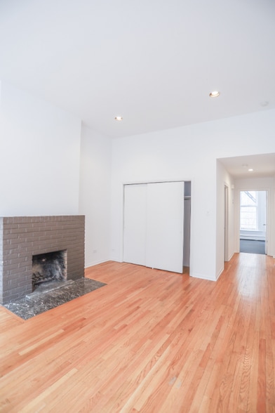 Building Photo - 166 W Menomonee St