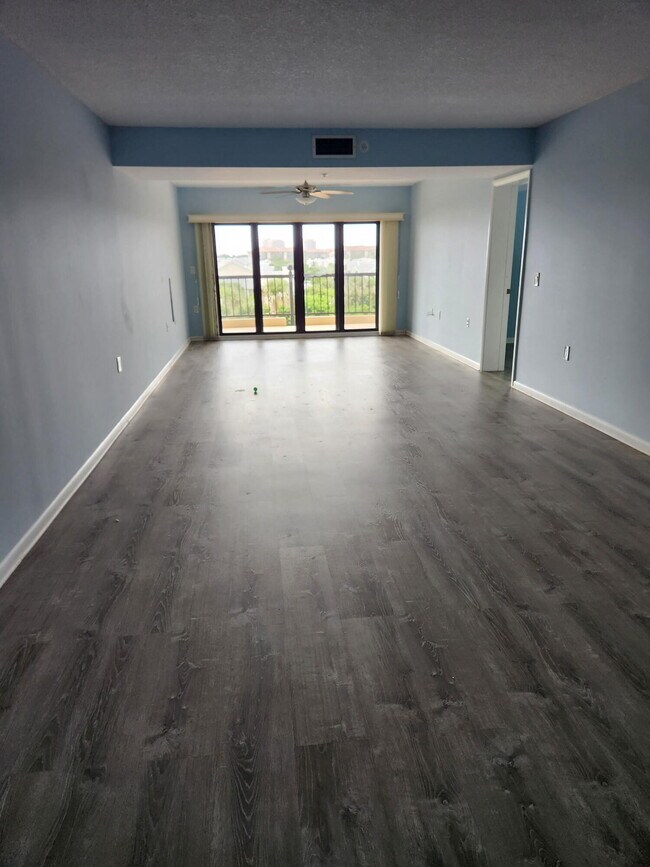 Building Photo - 101 Ocean Bluffs Blvd