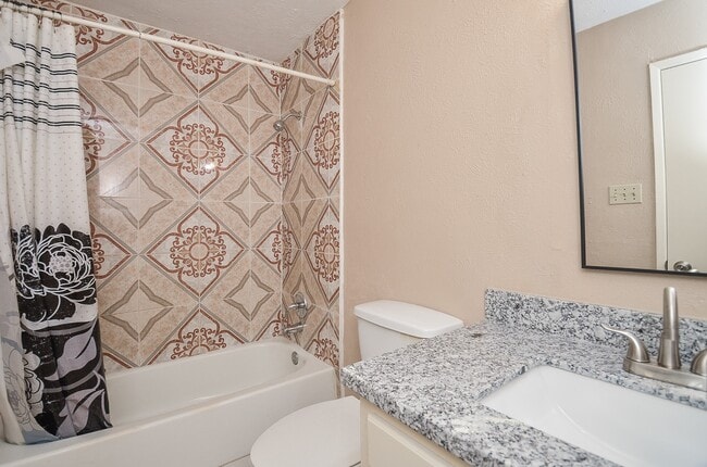 Building Photo - 4811 Raven Ridge Dr