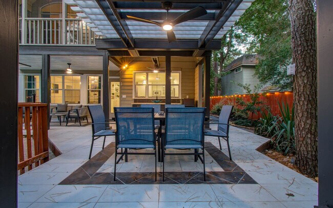 Building Photo - 35 Alden Glen Dr