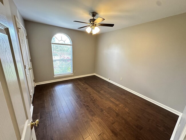 Building Photo - 12816 Cherry Laurel Dr