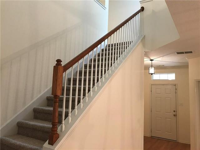 Building Photo - 6604 Bluebird Dr
