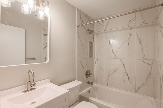 Building Photo - Rosedale 3BR 1/5 Bath now Available!!