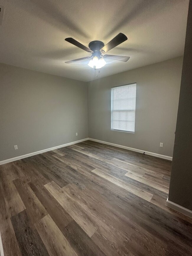 Building Photo - 3 Bed 2 Bath - New Construction