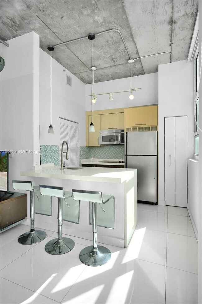 Building Photo - 2001 S Biscayne Blvd