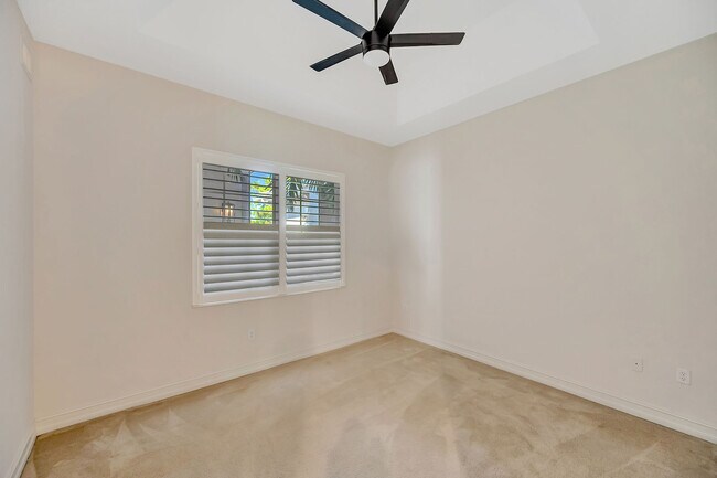 Building Photo - 7168 Lemuria Cir