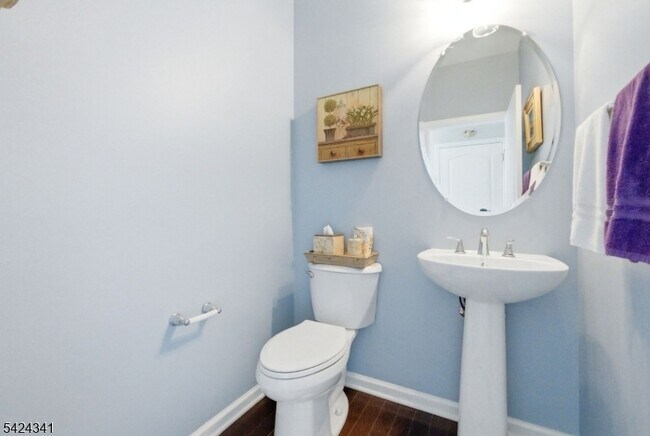 Building Photo - 263 Winding Hill Dr