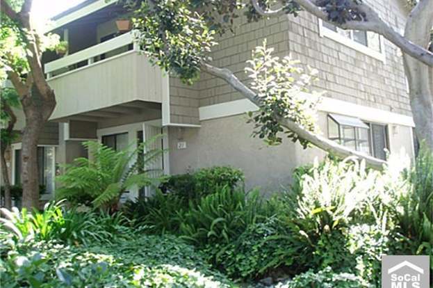 Building Photo - 21 Streamwood-