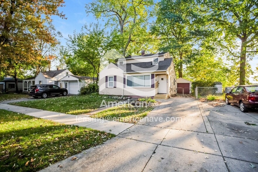 Building Photo - 2626 Bonner St