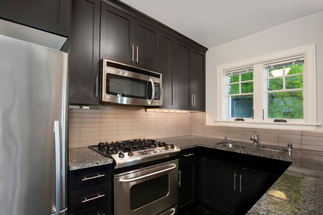 Building Photo - McKean Apartments LLC