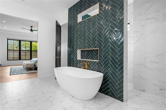 Building Photo - 1814 Barker Dr