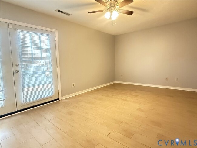 Building Photo - 4912 Lurgan Pl