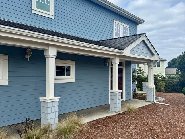 Building Photo - Single-Level 2BD/2BA in Face Rock Village – Bandon Beach Living Awaits