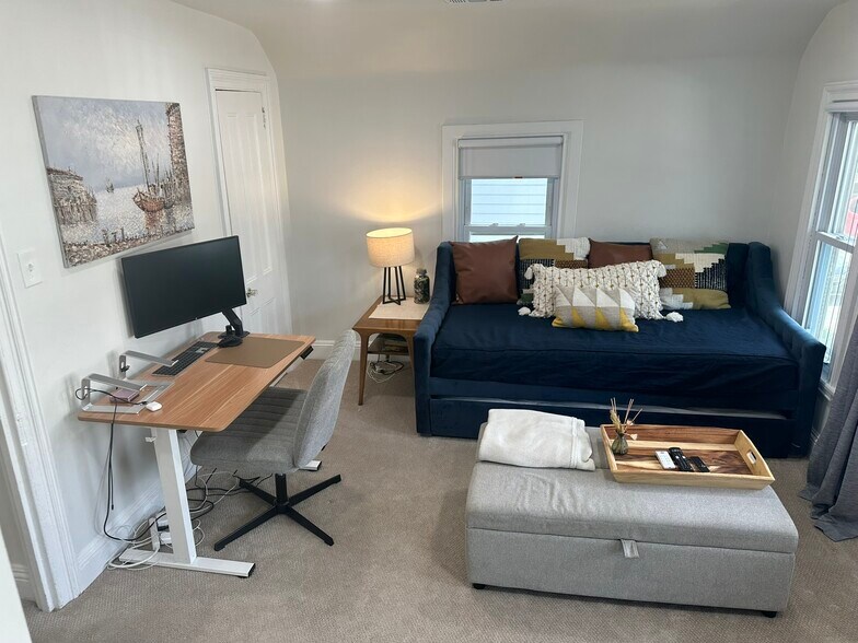 Apt B Living Room - 84 Mount Hermon Way
