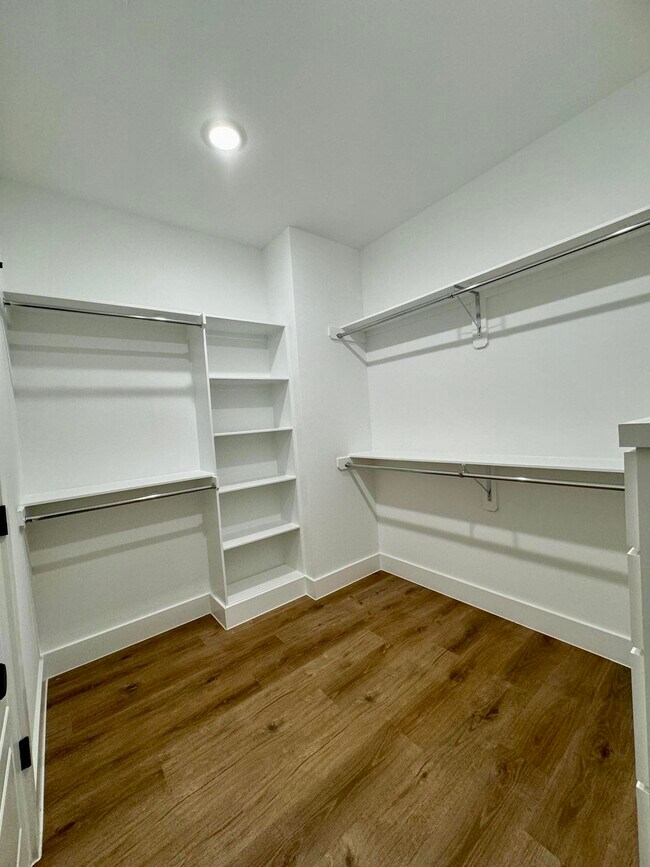 Building Photo - 7040 Avenue N