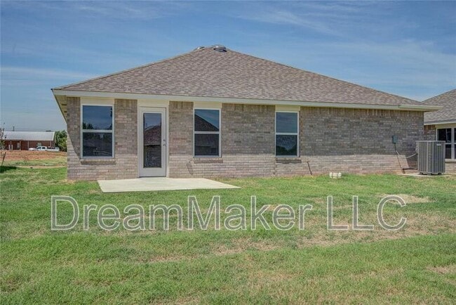 Building Photo - 2329 28th Ter