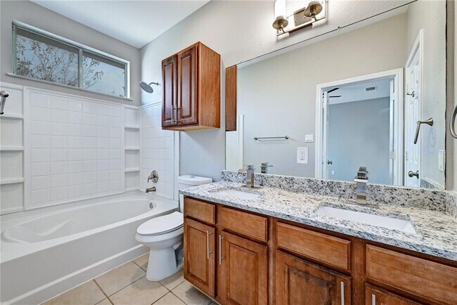 Building Photo - 11306 Dimmit St