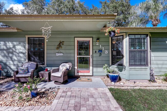 Building Photo - 2113 Talbot Ct