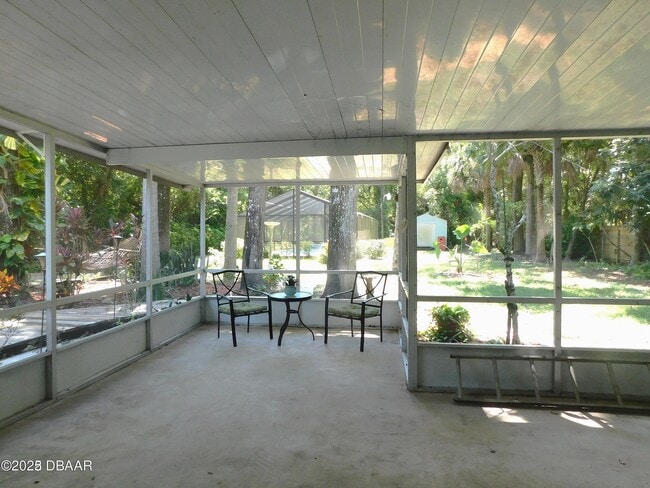 Building Photo - 429 Brentwood Dr