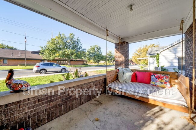 Building Photo - 90 W 7500 S