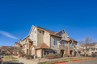 Building Photo - Move in Ready- Ground floor condo-Swimming Pool- Hot Tub and Fitness Center! Move in Special- $50...