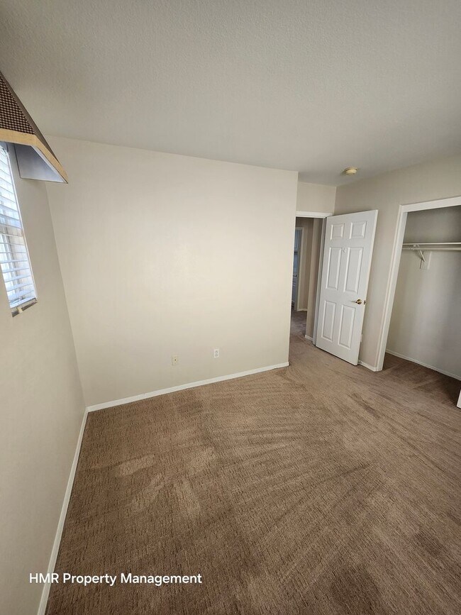 Building Photo - Gorgeous single family home in Chino