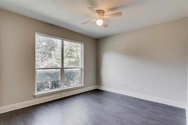 Building Photo - 421 Augustine Dr