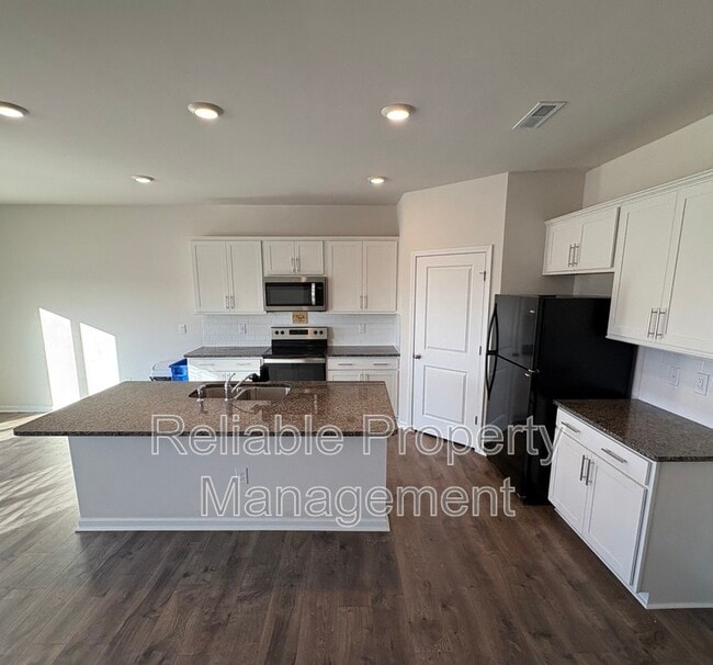 Building Photo - 96 Black Crk Dr