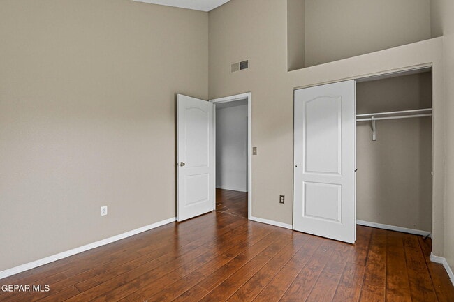 Building Photo - 14336 Puentecillas Dr