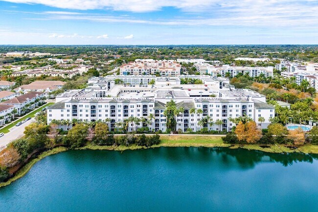 Building Photo - 1660 Renaissance Commons Blvd