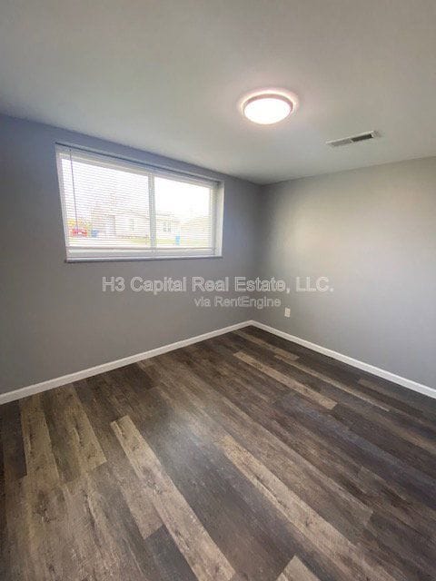 Building Photo - 217 Camelford Dr