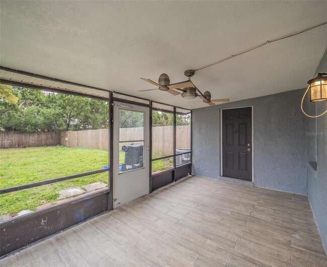 Building Photo - 2419 Rio Pinar Lakes Blvd