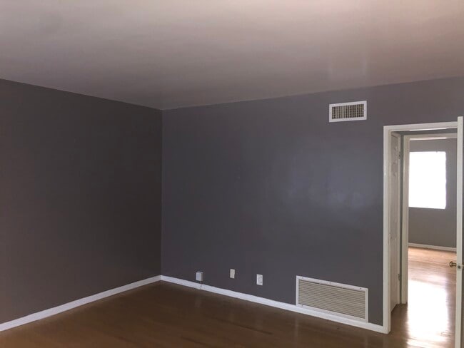 Building Photo - 5727 S Corning Ave