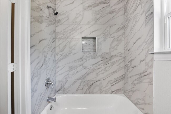 Building Photo - 4311 Harrisburg Blvd