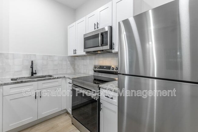 Building Photo - 1124 Garfield St