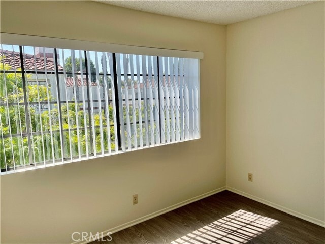 Building Photo - 2931 Plaza del Amo