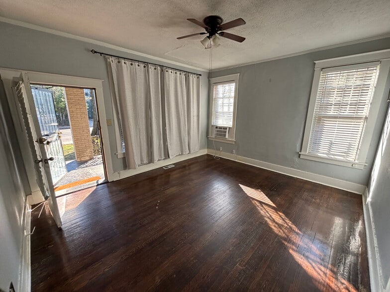 Building Photo - 159 N Belvedere Blvd