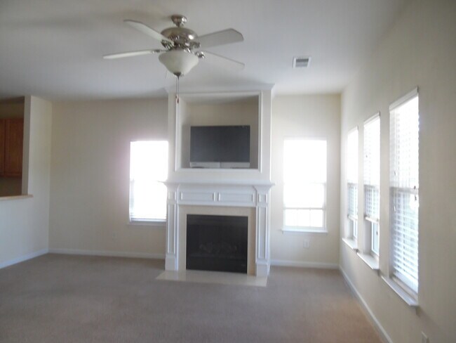 Building Photo - Exclusively Offered by Muse Realty, LLC