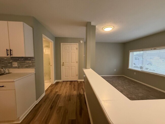 Building Photo - 5093 M-37