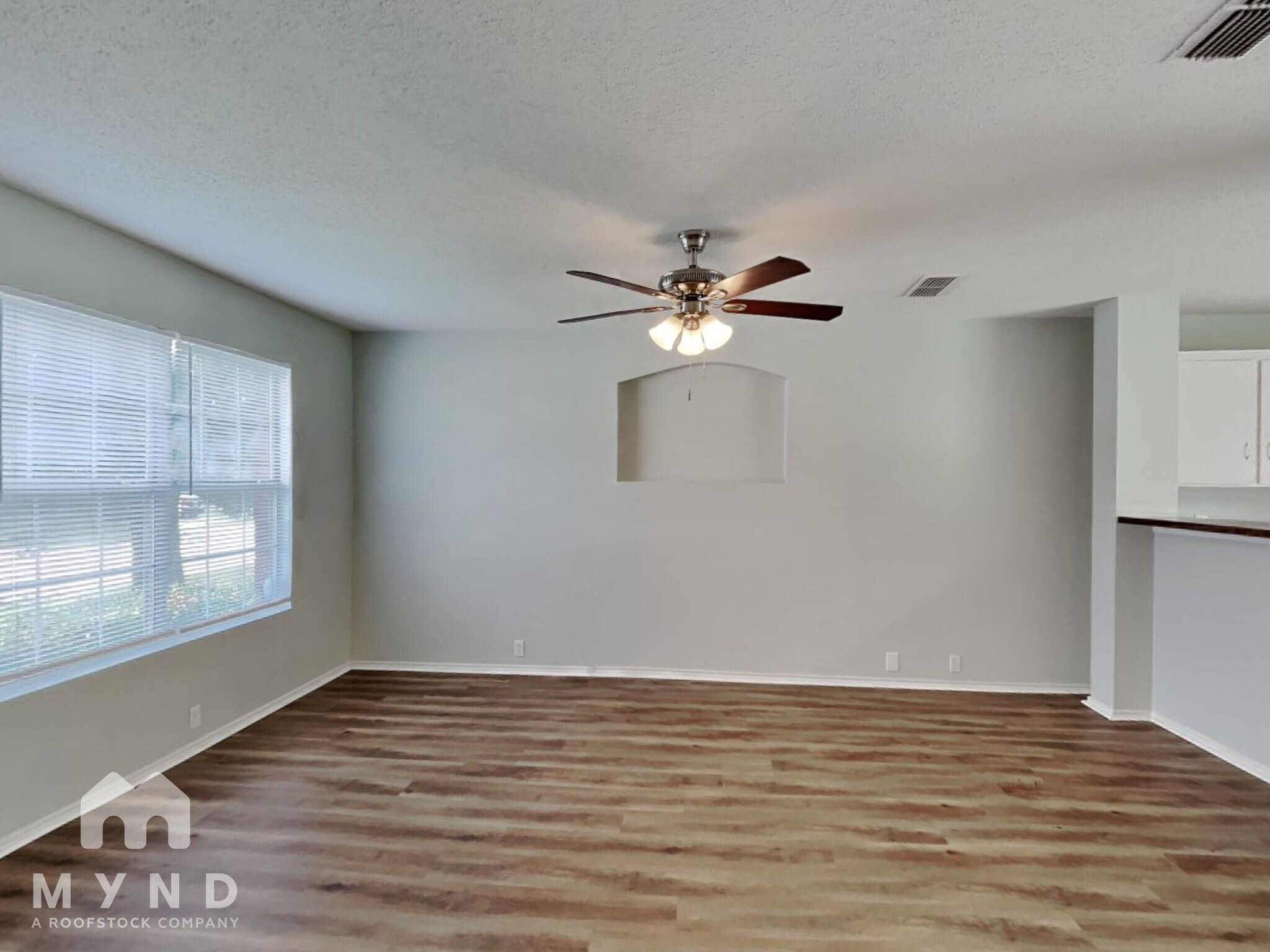 Building Photo - 3117 Stonewall Ln