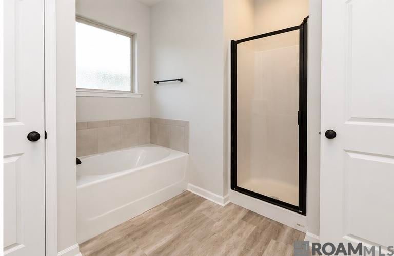 Building Photo - 13783 Fig Dr
